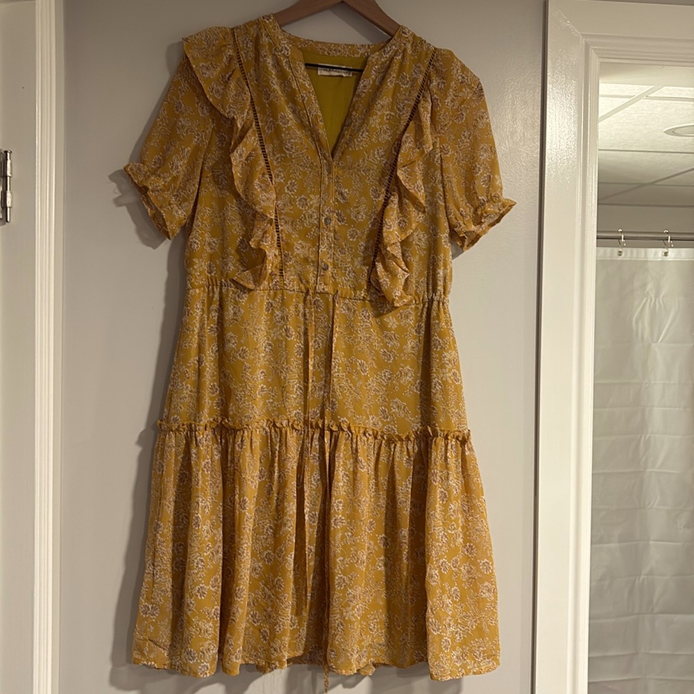 Darling mustard floral short dress Downeast size s